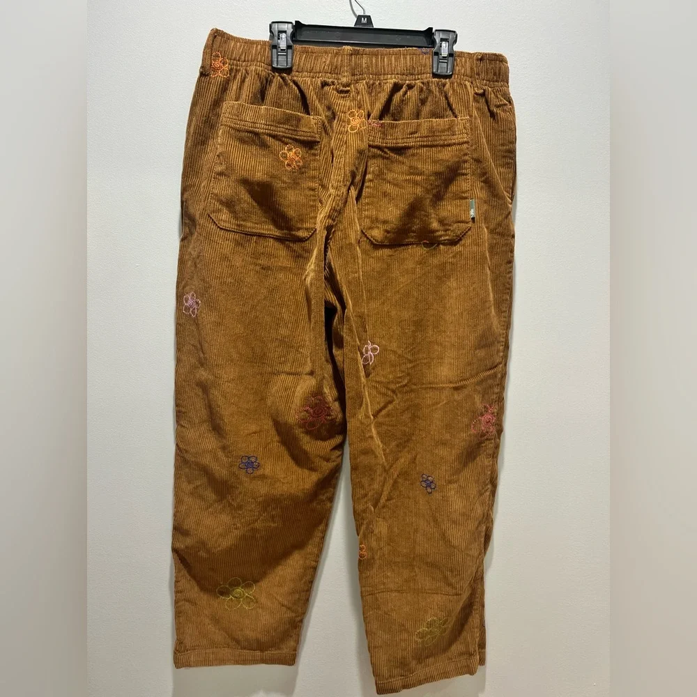 Women's Urban Outfitters Daisy Embroidered Corduroy, LARGE‎